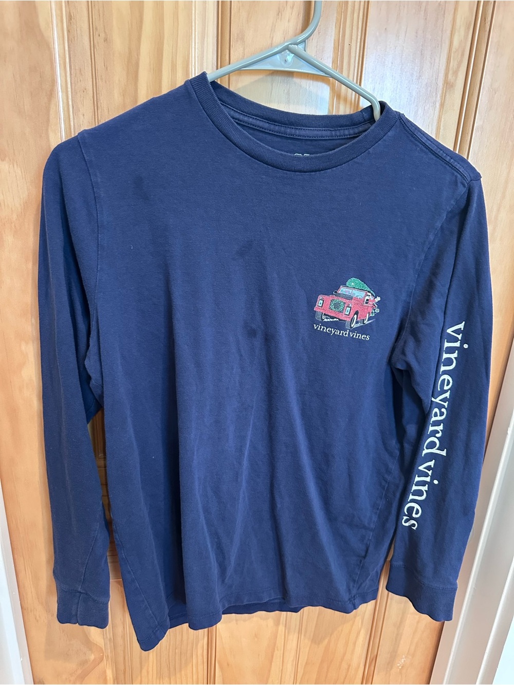 vineyard vines Kids' Christmas Truck Navy Long-Sleeve Graphic Tee